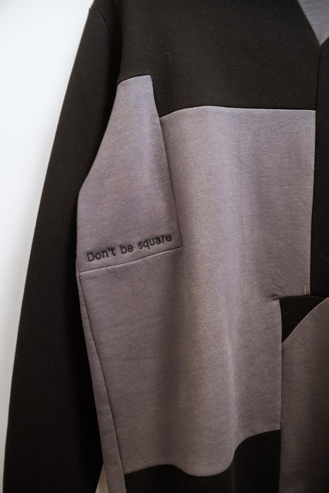 Bleu noir sweater